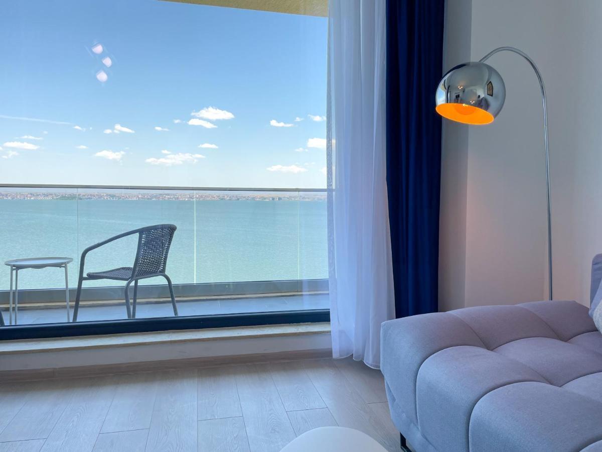 Azure Sea Apartments - Bychoice Мамая Екстериор снимка