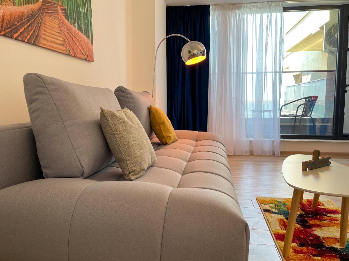 Azure Sea Apartments - Bychoice Мамая Екстериор снимка