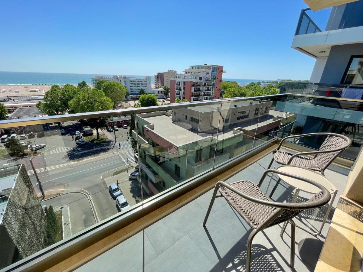 Azure Sea Apartments - Bychoice Мамая Екстериор снимка